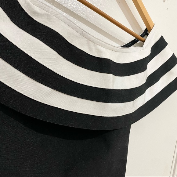 Off the Shoulder Ruffle Top - Picture 4 of 5